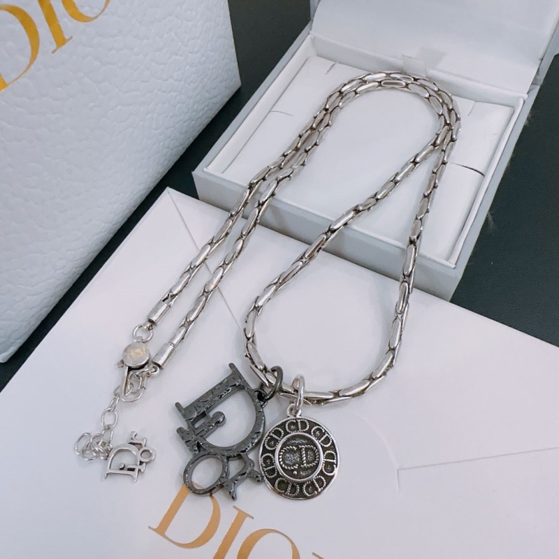 chr1st1an D10r necklaces
